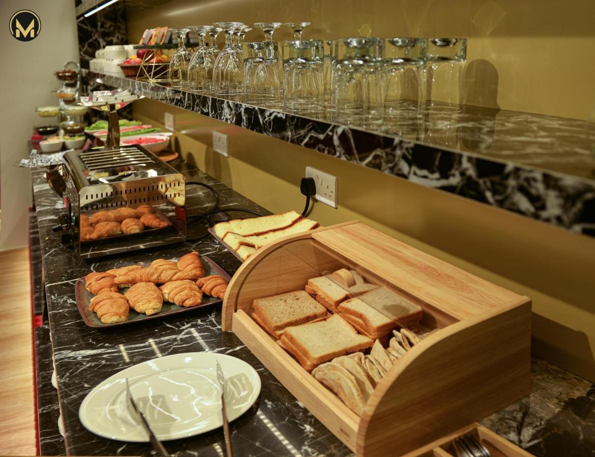 Muscat Express Hotel 외부 사진